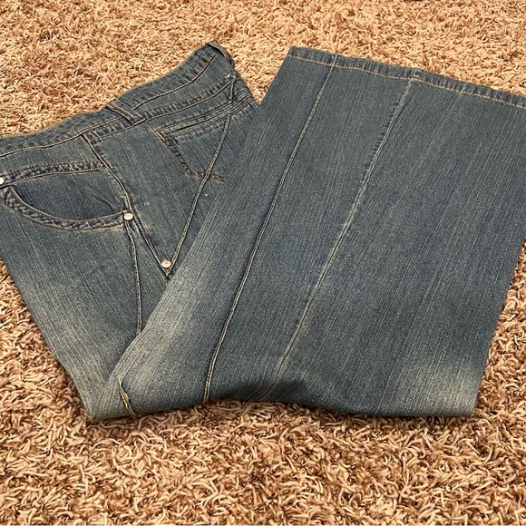 Younique Girls Denim Jeans - Picture 4 of 9